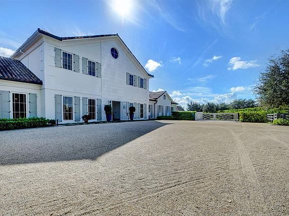 4th image of 15495 Sunnyland Ln