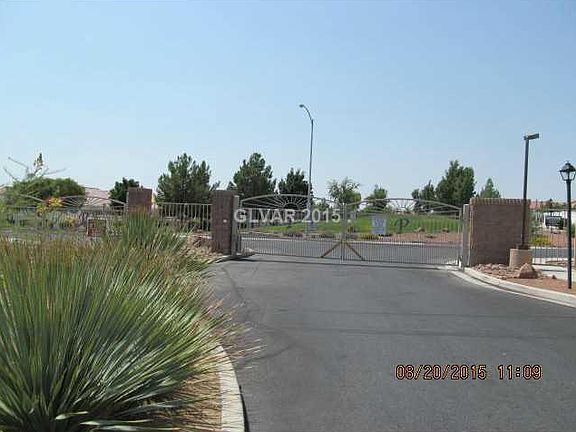 3rd image of 430 River Glider Ave