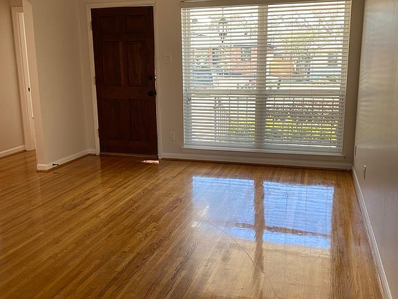 5th image of 8709 Graywood Dr