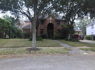 19 Rippling Creek Dr, Sugar Land, TX 77479