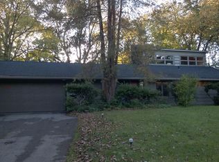 1307 Beechwood Dr, Ann Arbor, MI 48103