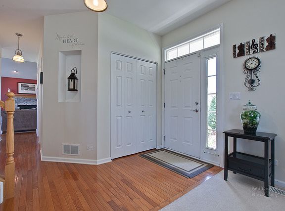 2nd image of 5495 Savoy Dr