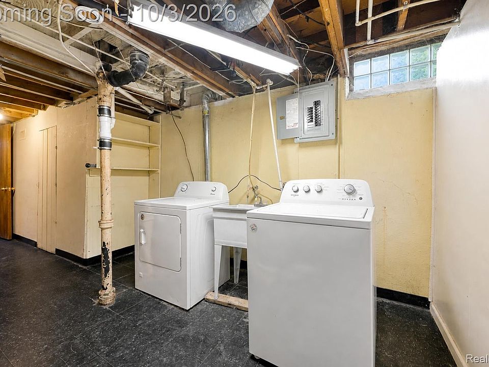 15310 Oak Park Blvd, photo 26