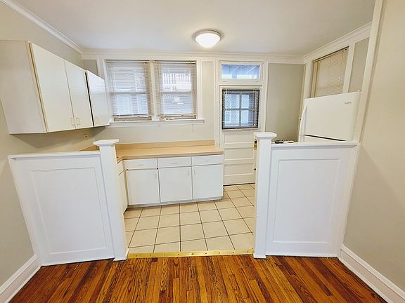 5th image of 7400 N Ashland Ave #1