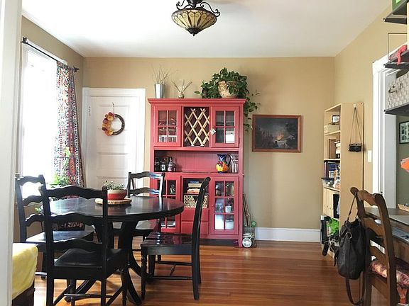 2nd image of 26 Rosemary St #2