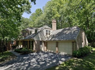 11817 Hunting Ridge Ct, Potomac, MD 20854