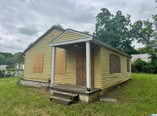 1525 Meadow Ln, Birmingham, AL 35228