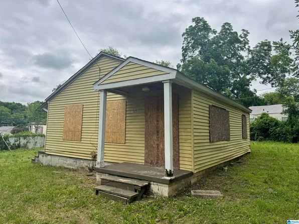 1525 Meadow Ln, Birmingham, AL 35228