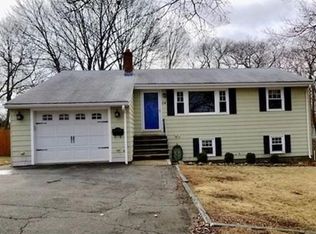 54 Foster Rd, Swampscott, MA 01907