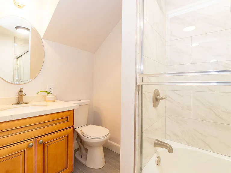 11410 Cedar Ave #A — Photo 9