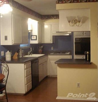 4th image of 7521 Red Oak St