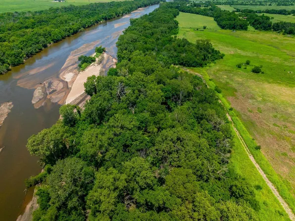 0 N River Rd, Udall, KS 67146