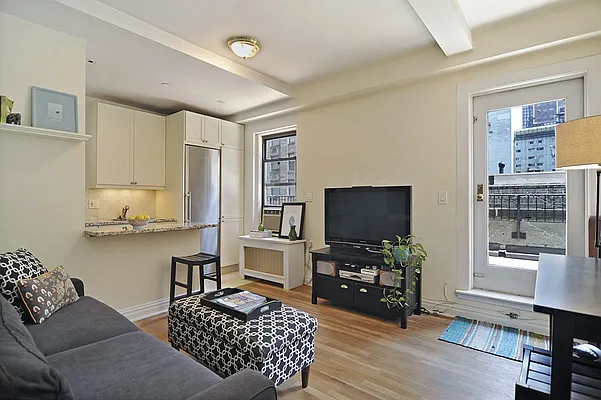 Sold by Corcoran | media 8