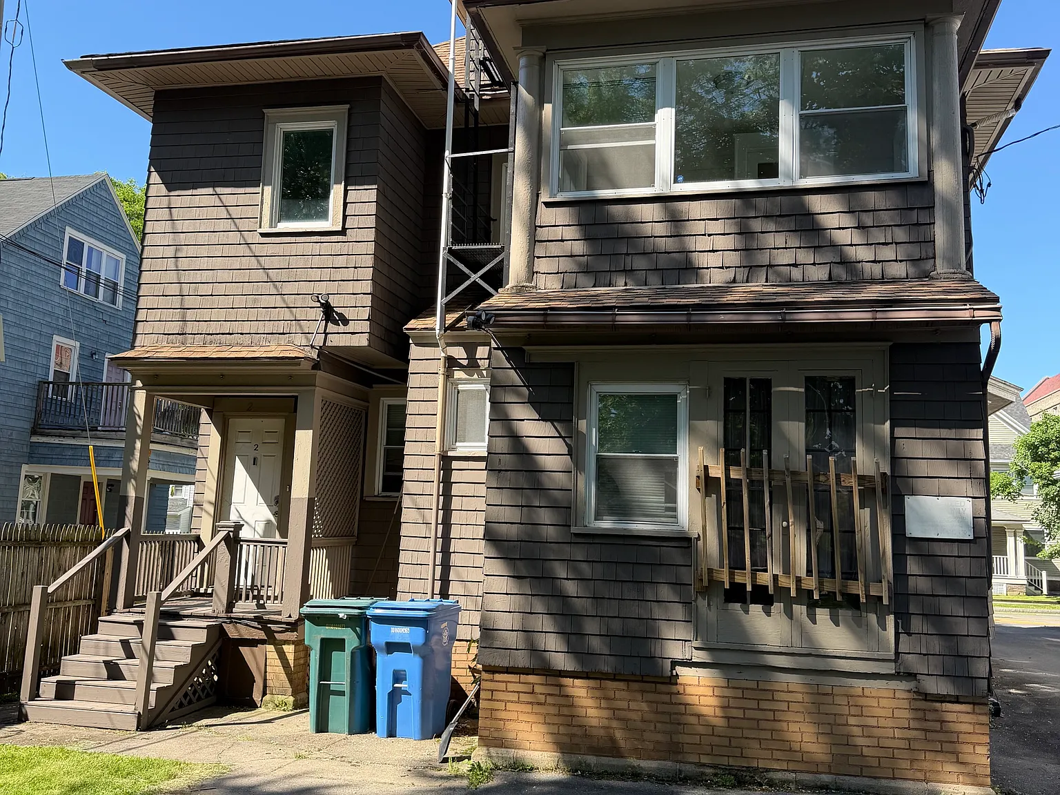 3 bed, 2.5 bath, $2,100 — Photo 4