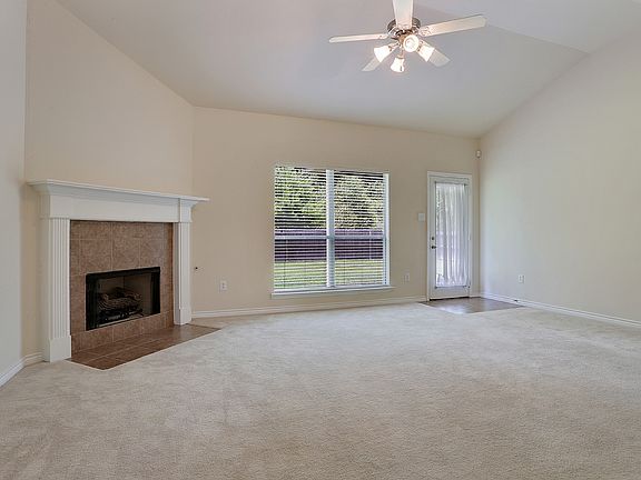 4th image of 26363 Avoyelles Ave