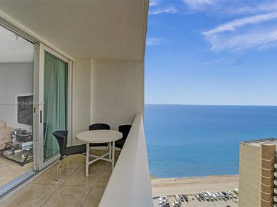 3140 S Ocean Dr APT 2402, Hallandale, FL, 33009