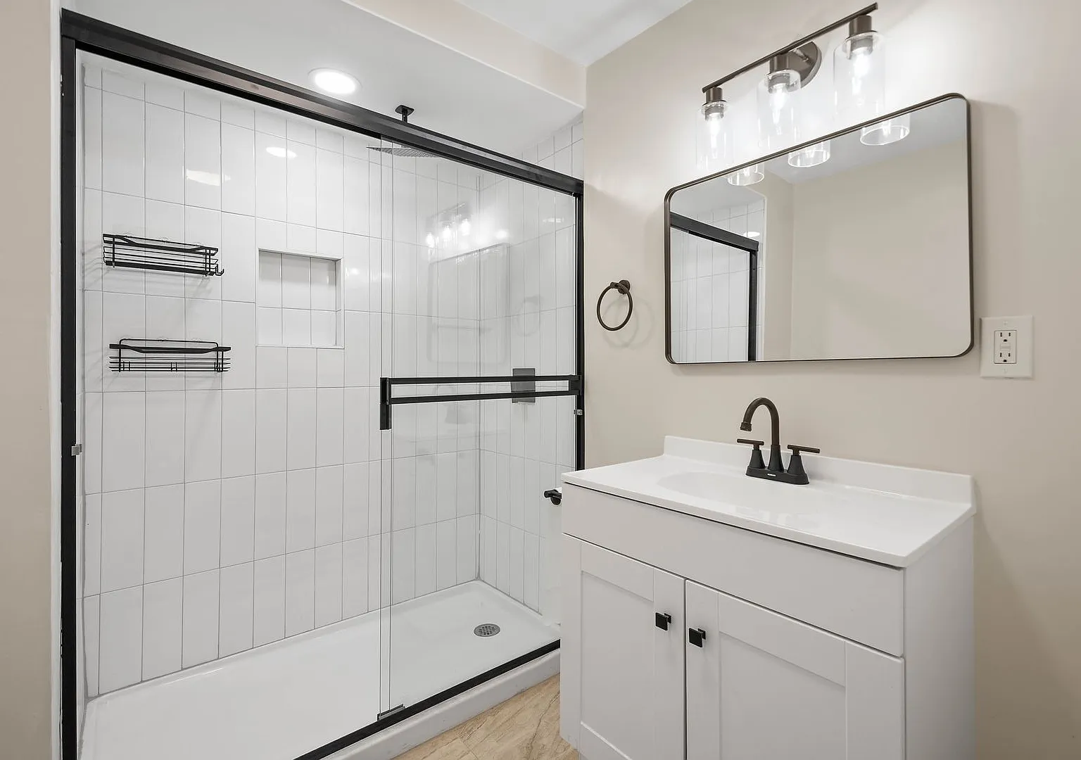 313 Kambach Street — Photo 2