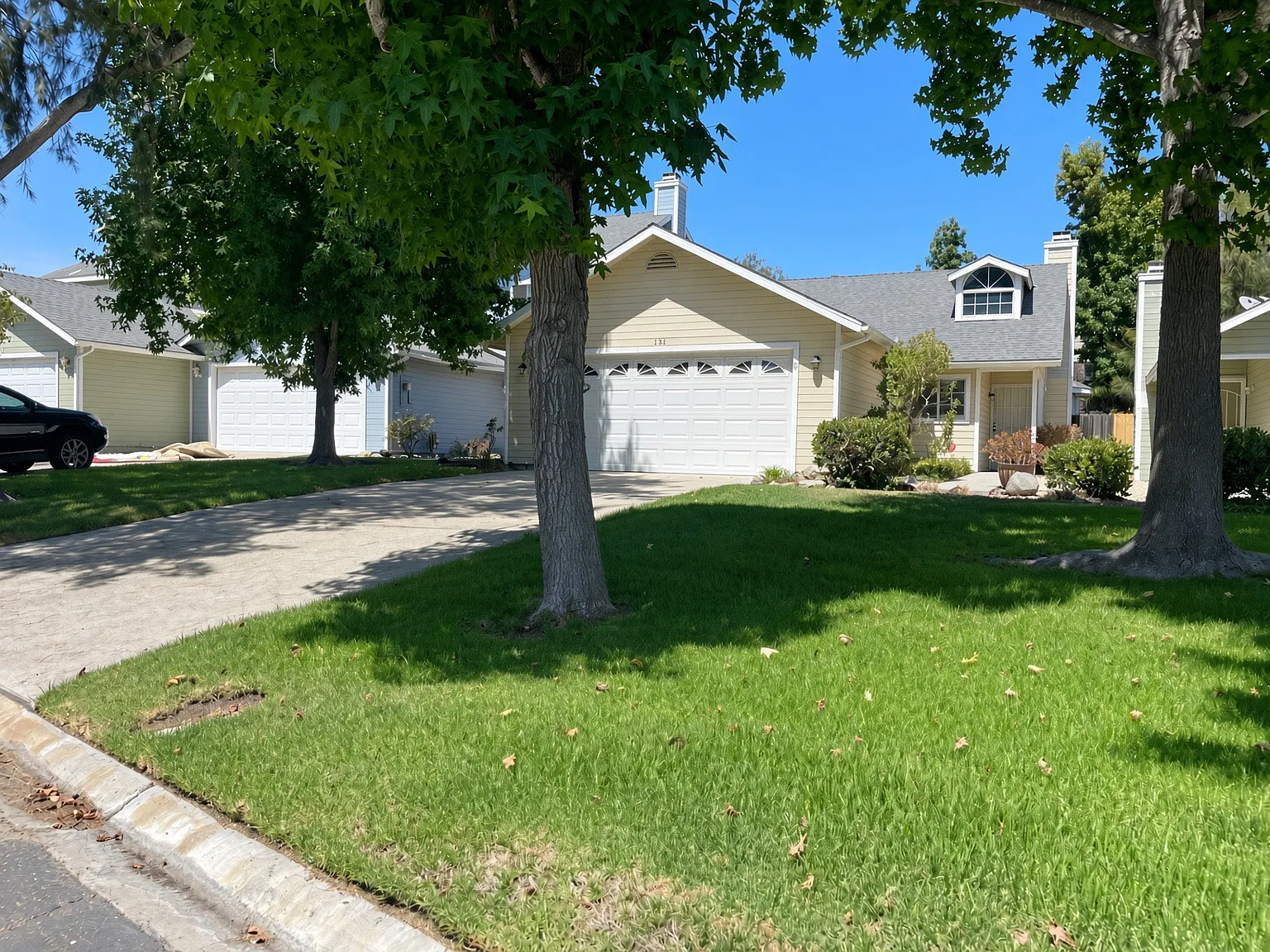 3 bed, 1056 sqft, $3,650 — Photo 1