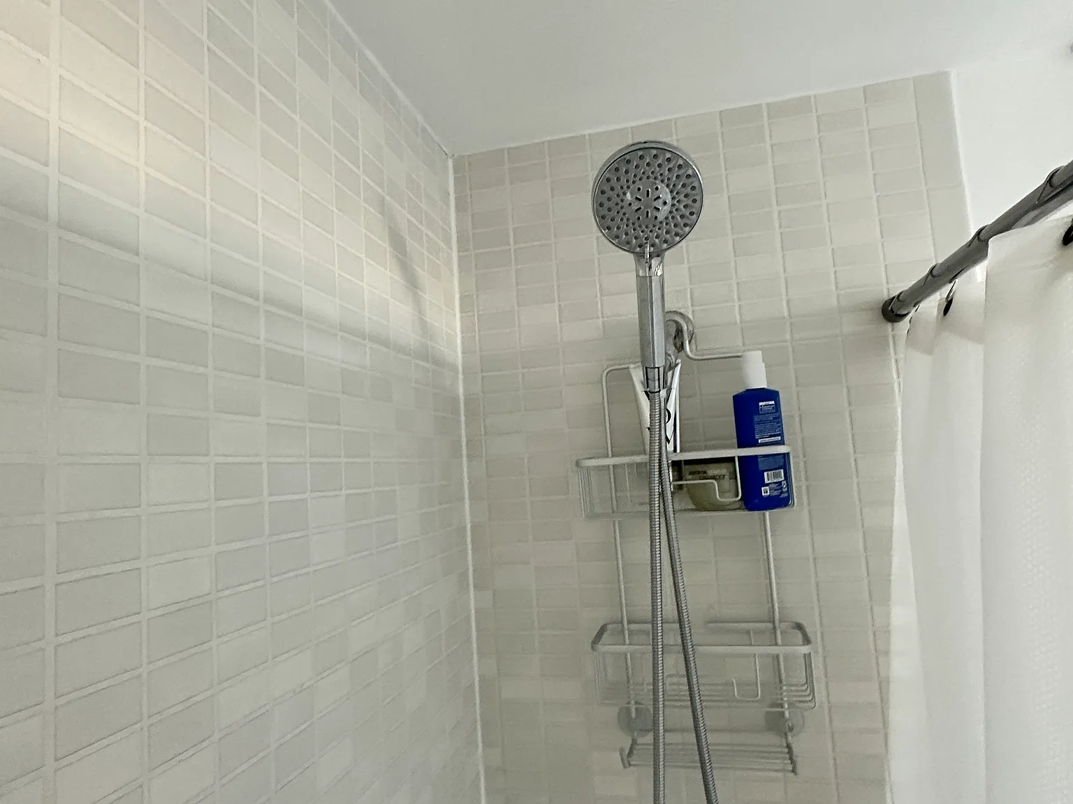 1 bed, 1.5 bath, 807 sqft, $3,200 — Photo 2