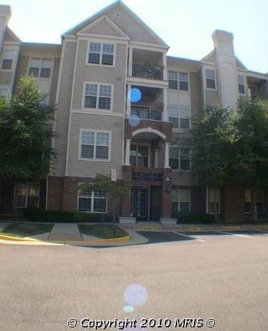 1st image of 3021 Nicosh Cir Unit 1210