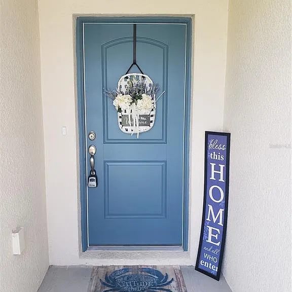 179 Maple Dr — Photo 2