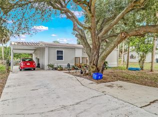 2556 Zoysia Ln, North Fort Myers, FL 33917