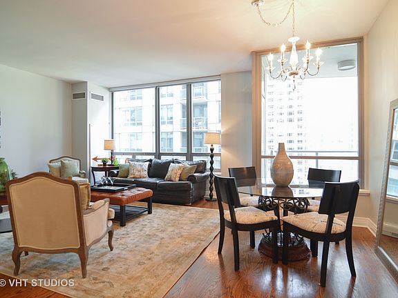 4th image of 600 N Lake Shore Dr APT 1302