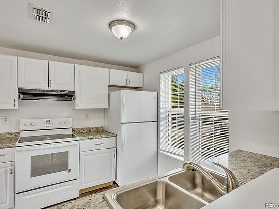 2nd image of 1514 S Ouray Circle #B