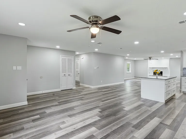 1732 Sheffield Pl — Photo 5