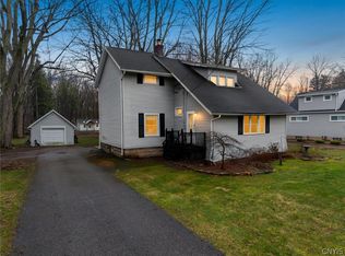 191 Straub Rd, Rochester, NY 14626