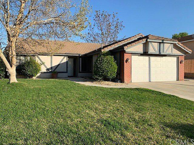 1st image of 32960 Winnepeg Pl