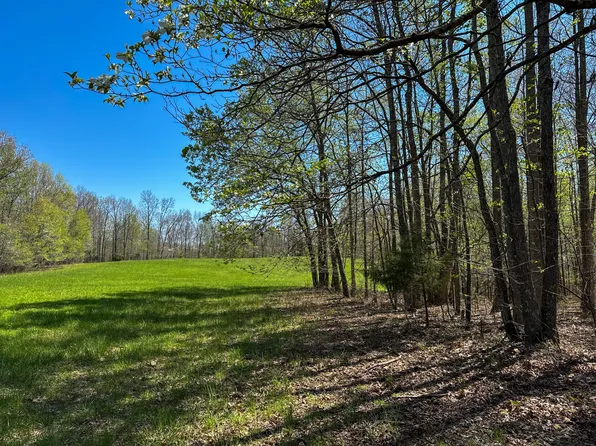 3850 Grandaddy Rd, Lawrenceburg, TN 38464