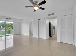 8260 SW 210th St APT 201, Cutler Bay, FL 33189