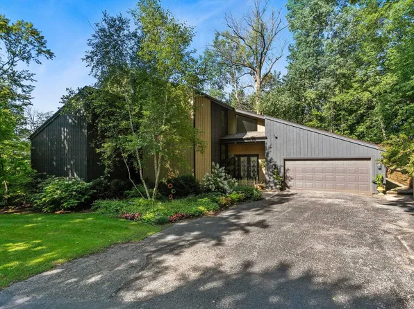 W3895 Highview Dr, Appleton, WI 54913