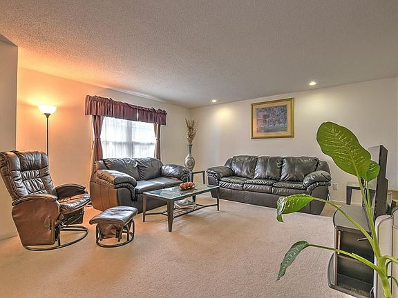 4th image of 2913 Muskett Dr