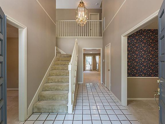 4th image of 3431 Evergreen Glade Dr