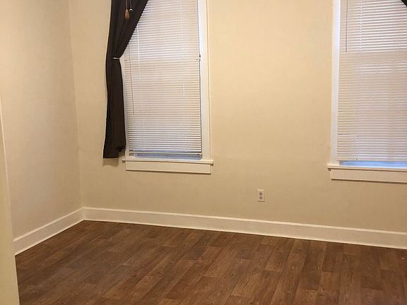 4th image of 1403 Hampshire St