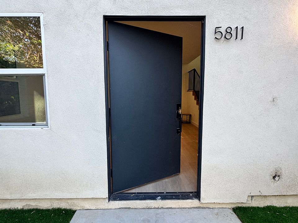 1st image of 5811 Tampa Ave