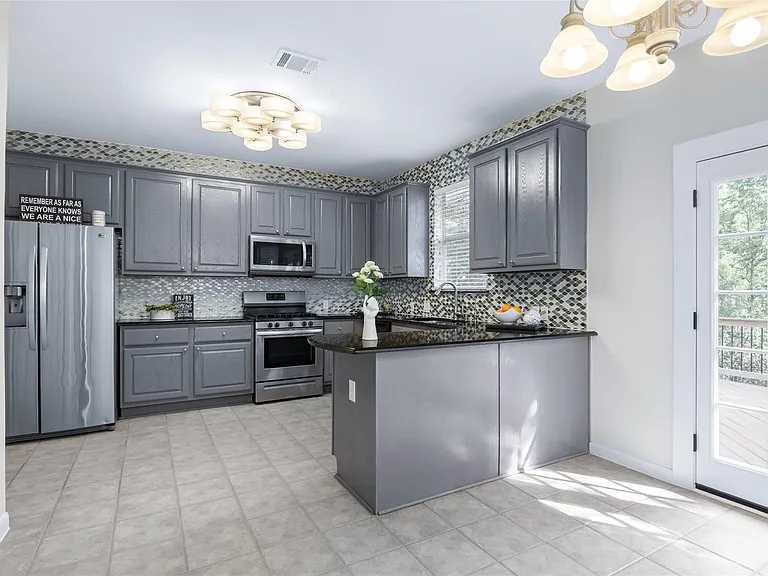 4033 Canyon Glen Cir — Photo 12