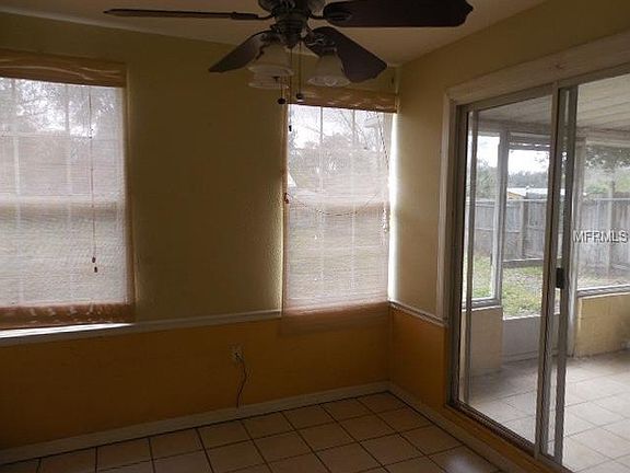 5th image of 286 Cherry Laurel Ln