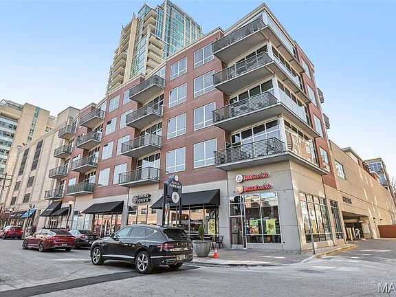 2nd image of 9 N Euclid Ave #612