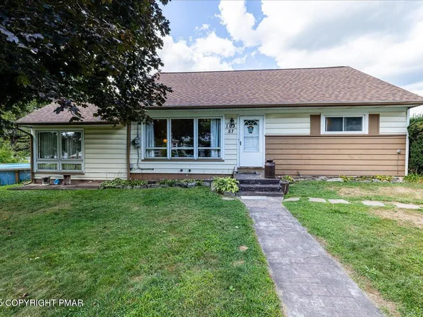 103 Azalea Dr, East Stroudsburg, PA 18301