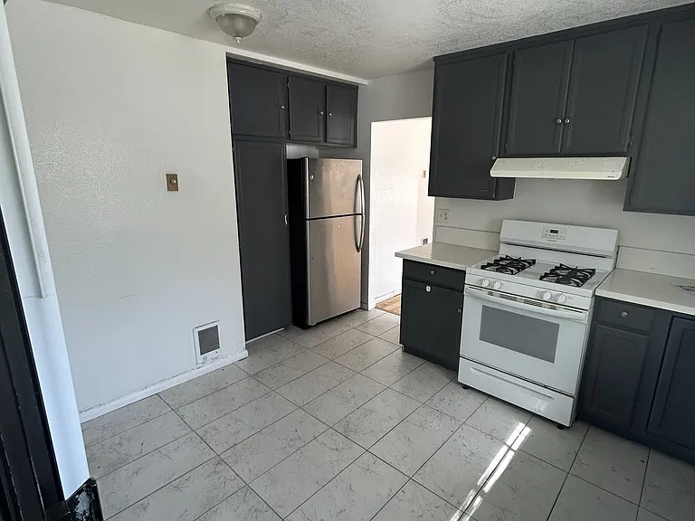 104 Avenida Las Brisas #D — Photo 9