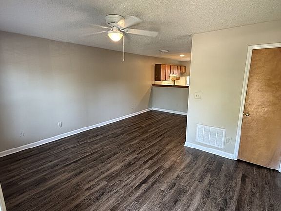 2nd image of 2905 Faversham Pl