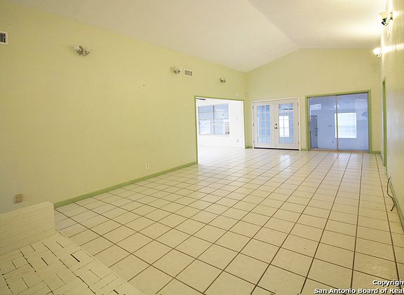 3rd image of 149 Peaceful Ln