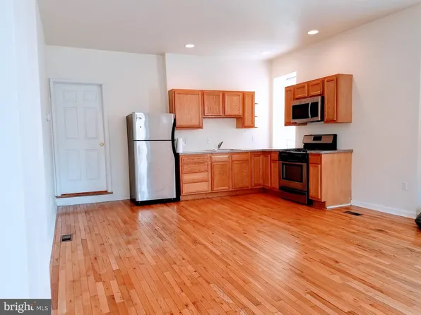 1951 S 4th St Floor 1, Philadelphia, PA 19148