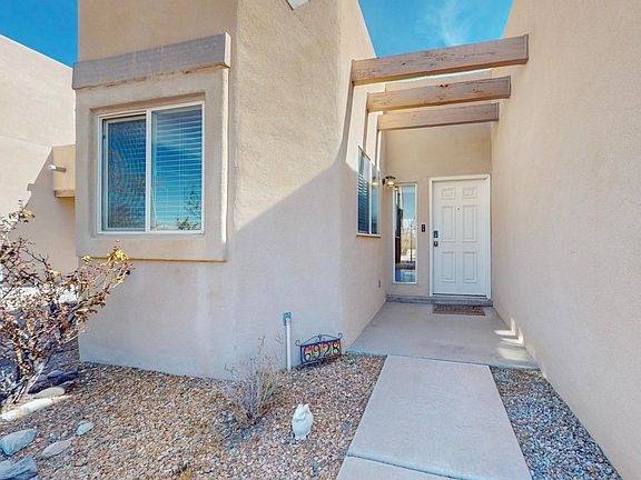 4th image of 6928 Calle Margarita NE