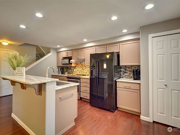 5th image of 14603 47th Avenue NE