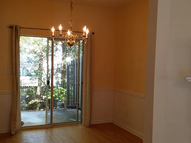 655 Kenridge Dr — Photo 12