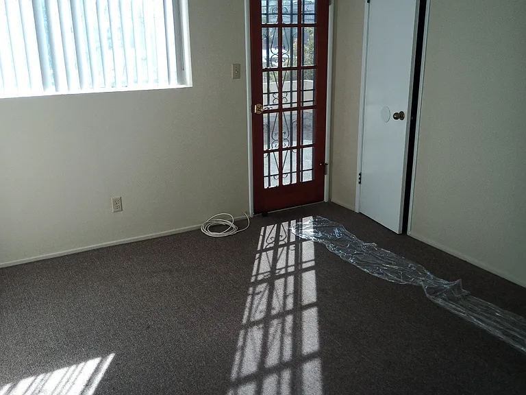 2421 Abbot Kinney Blvd #2 — Photo 4